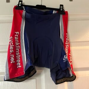 Women’s padded biking shorts